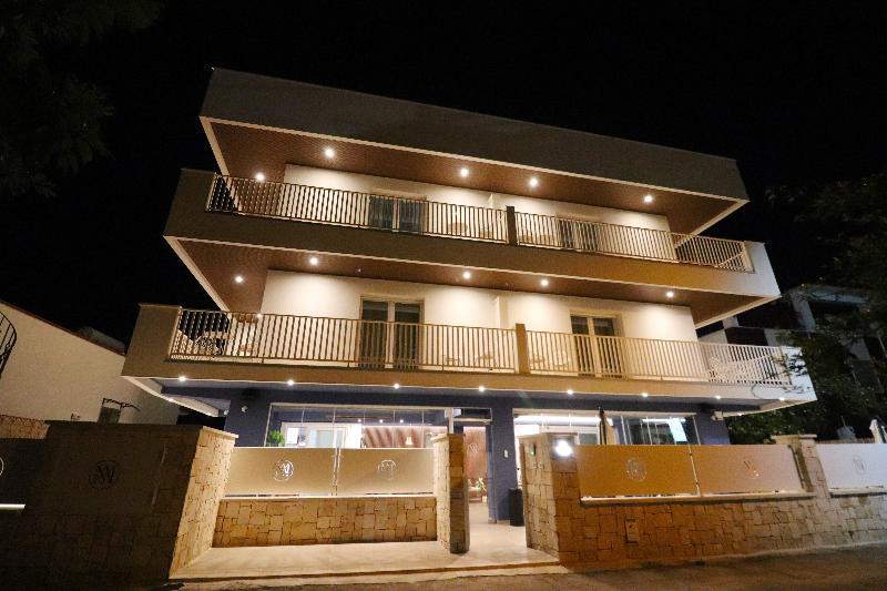 Hotel Mhami in Pulsano, Italy