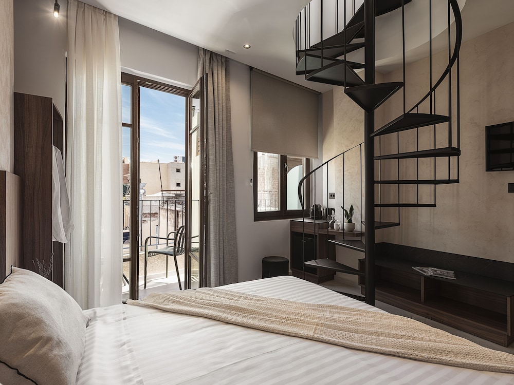 Copal Simple Staying in Chania, Greece