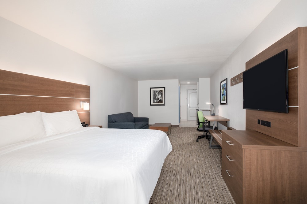 Holiday Inn Express & Suites Chowchilla Yosemite Park Area by IHG - photo 8