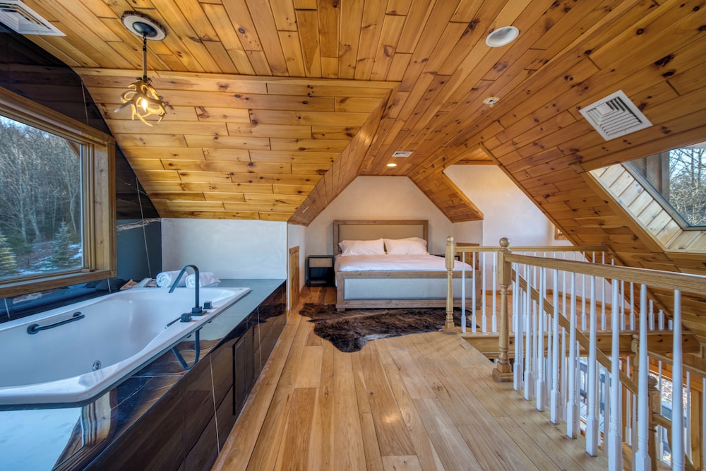 The Haüs Windham Spacious Suites Hot Tub Mountain Views - photo 6