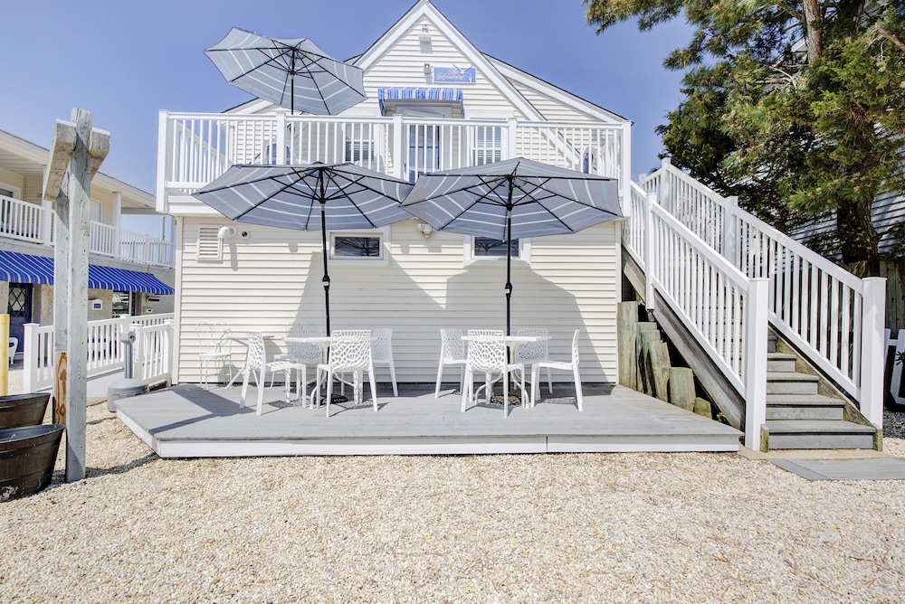 Surf City Hotel - photo 57