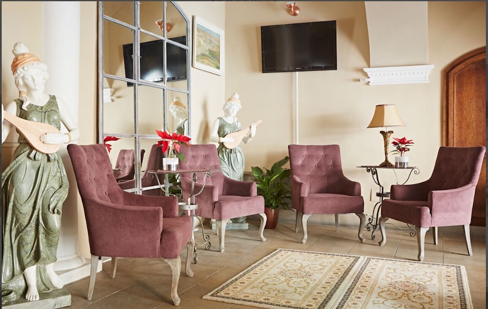 Apartments Almandine — 4-Star Luxury Hotel in Prague, Czech Republic
