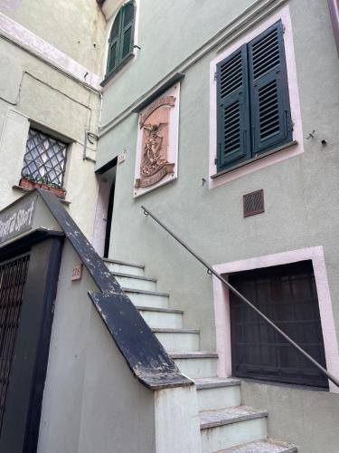Delizioso Appartamento in Centro — 4-Star Luxury Hotel in Celle Ligure, Italy