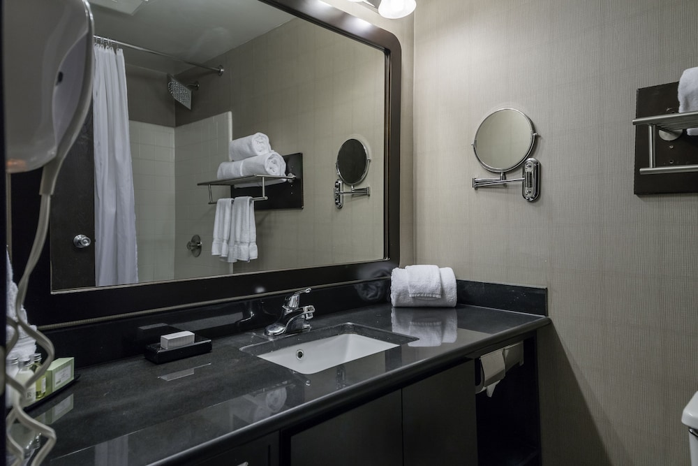 Causeway Bay Hotel - photo 21