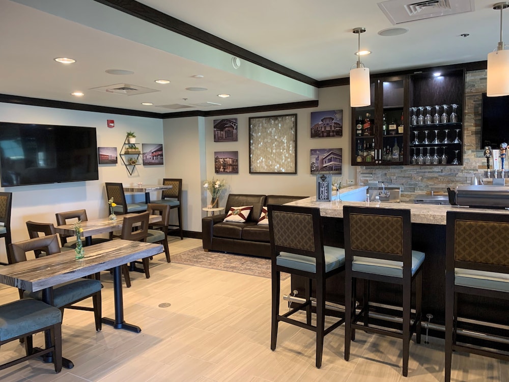 Staybridge Suites Tallahassee by IHG - photo 38
