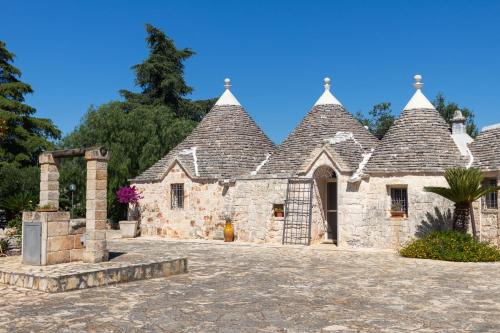 Trulli i Cedri Monopoli — 4-Star Luxury Hotel in Monopoli, Italy