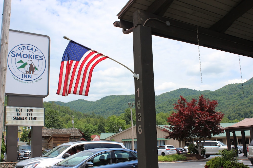 Great Smokies Inn Cherokee - photo 35