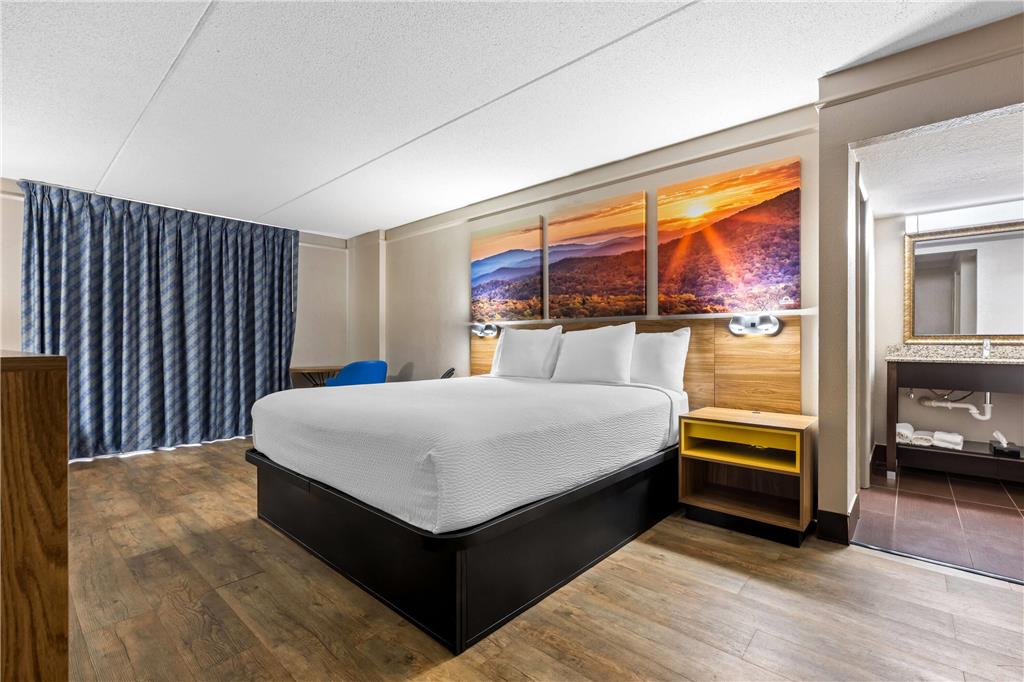 Days Inn by Wyndham Birmingham West - photo 24