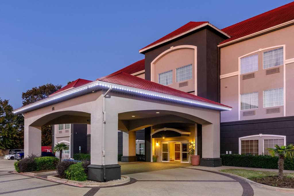 La Quinta Inn & Suites by Wyndham I 20 Longview South - featured photo