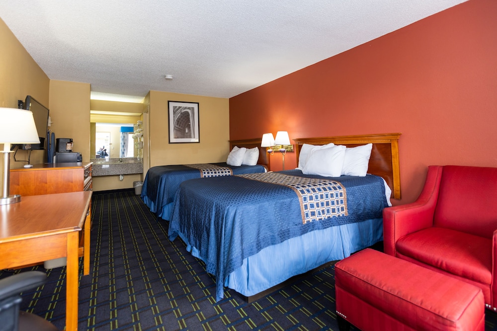 Shelby Inn - photo 9