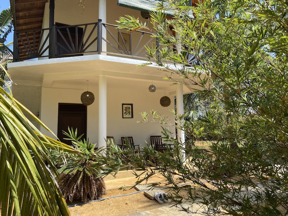 Coconut Island Cabanas in Tangalle, Sri Lanka