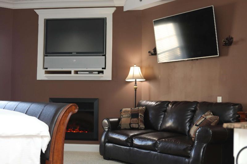 Depot Inn and Suites - photo 15