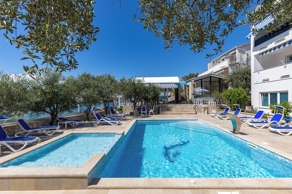 Family Resort Santa Maria I Apartment 1 in Novalja, Croatia