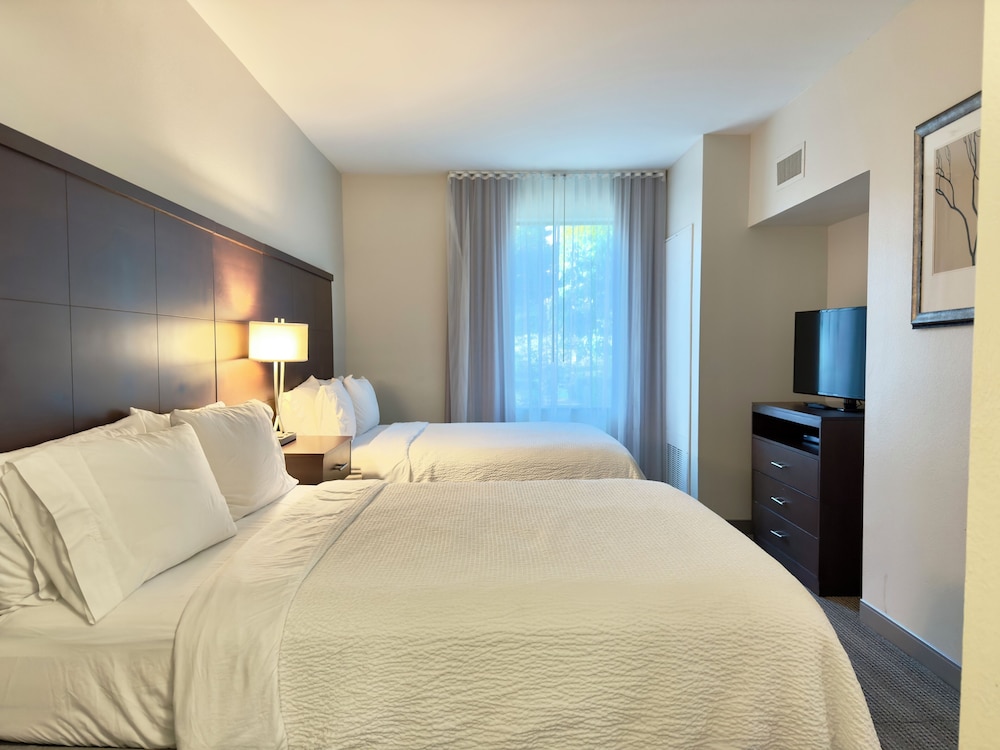 Staybridge Suites Carlsbad by IHG - photo 17