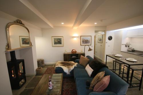 The Old Scullery Cosy Stylish Apartment for two on Harrogate's Iconic Stray