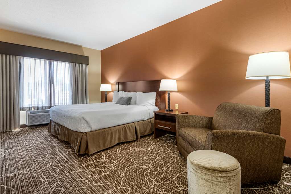 Best Western Plus Chelsea Hotel - photo 15