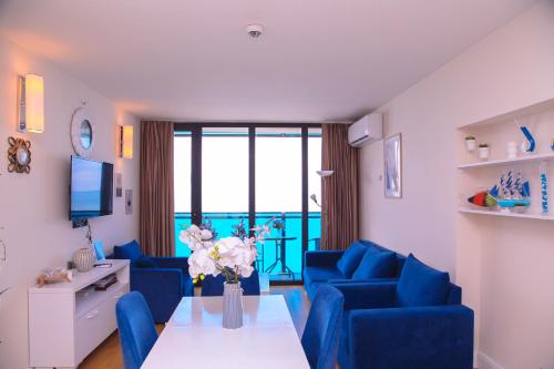 Chic Coastal Escape Aparthotel Overlooking Batumi's Shores