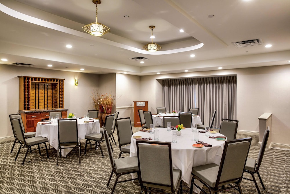 Hilton Chicago Oak Lawn - photo 45