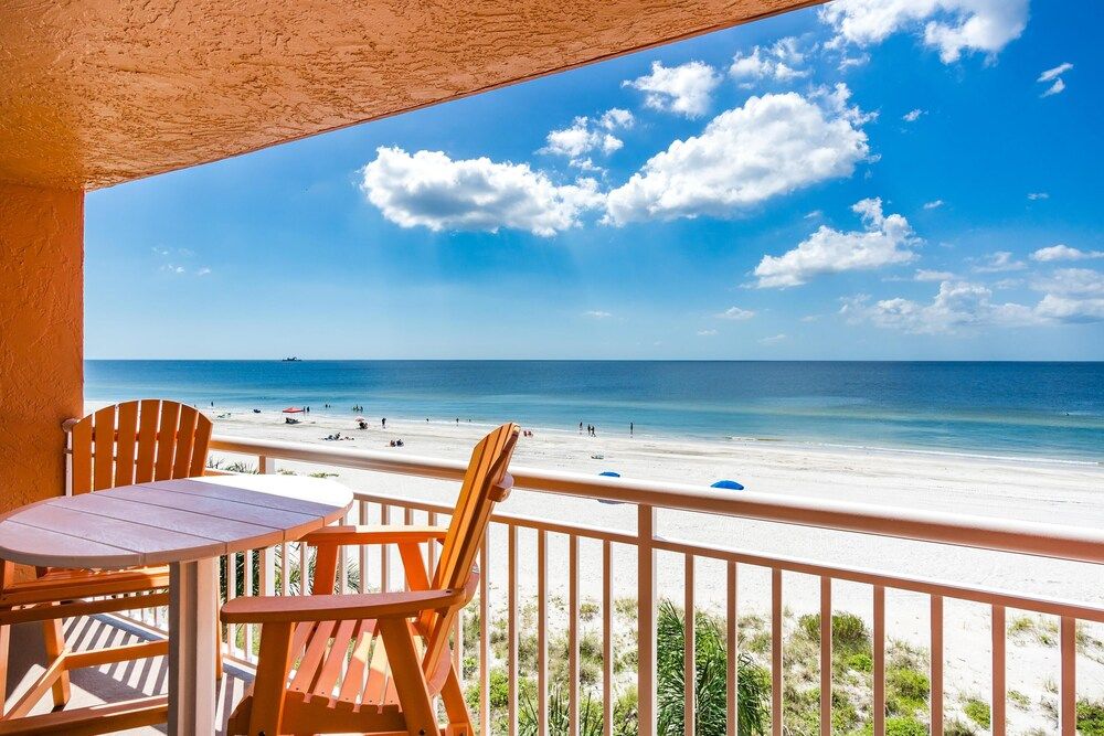 Chateaux Resort Luxury Condominiums - photo 2