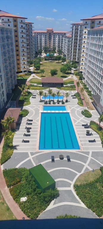 Field Residences — 5-Star Luxury Hotel in Manila, Philippines