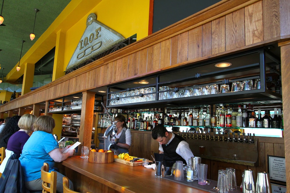 McMenamins Crystal Hotel - photo 60