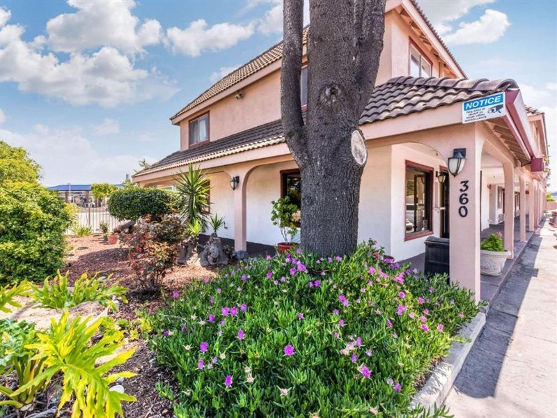 Econo Lodge Gilroy - last minute hotel in Gilroy
