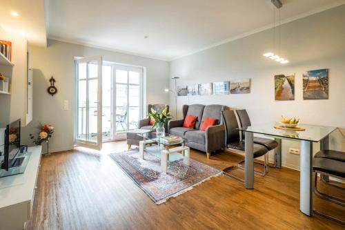 Haus Hafenresidenz Apartment 2 3 — 4-Star Luxury Hotel in Busum, Germany