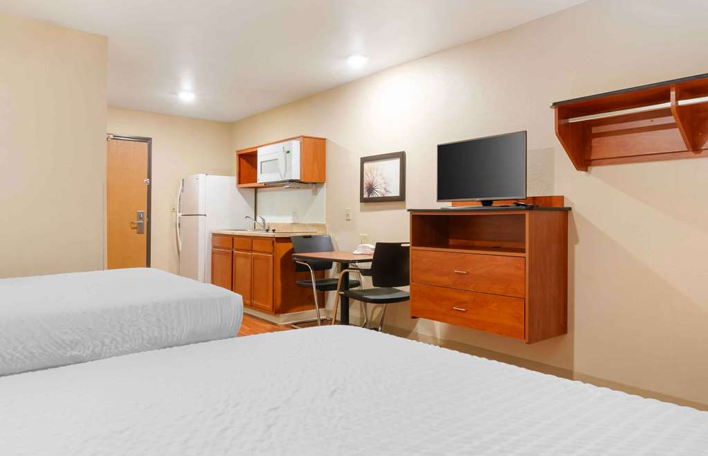 Extended Stay America Select Suites Kansas City Stadium - photo 22