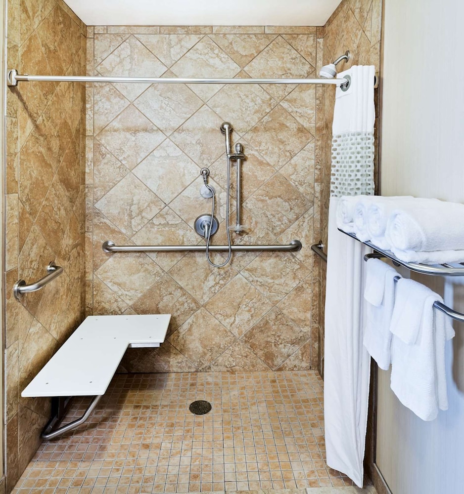 Hampton Inn & Suites Liberal - photo 12