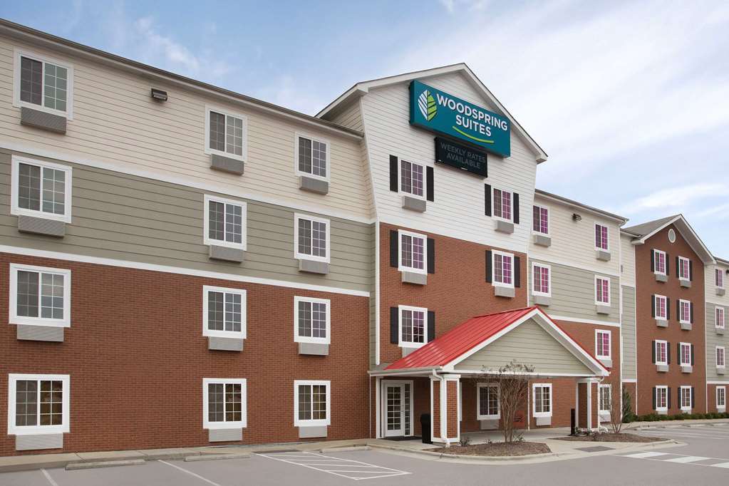 WoodSpring Suites Raleigh Northeast Wake Forest - photo 2