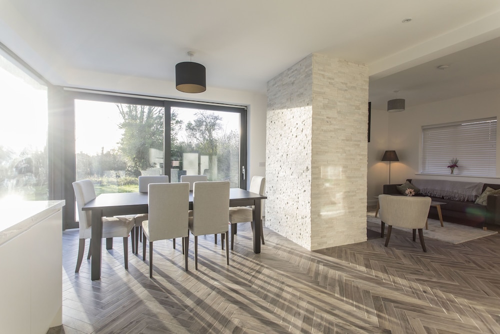 Killester Self Catering Cottage — 4-Star Luxury Hotel in Dublin, Republic of Ireland