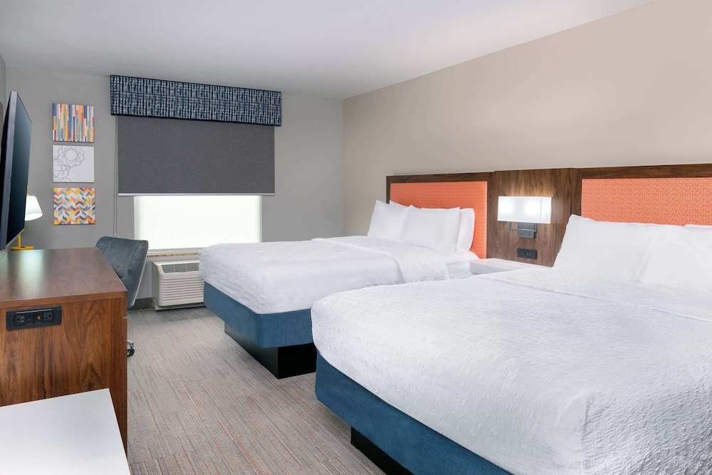 Hampton Inn & Suites Murfreesboro - photo 16