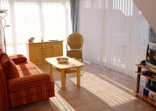 Residenz am Strand Wohnung 1 18 — 4-Star Luxury Hotel in Zingst, Germany