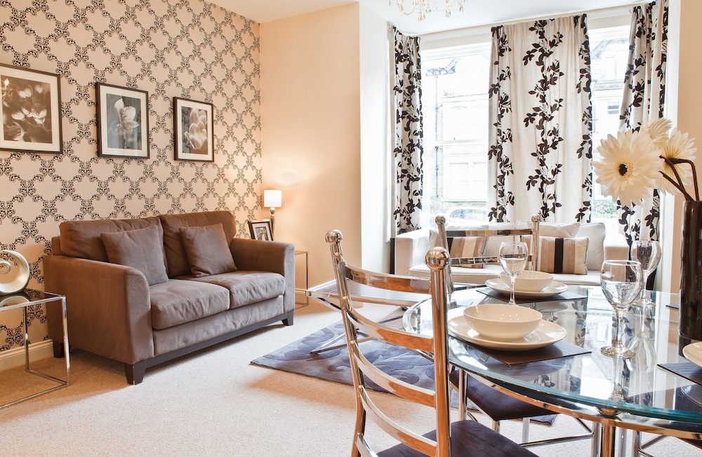 Harrogate Boutique Apartments — 4-Star Luxury Hotel in Harrogate, United Kingdom