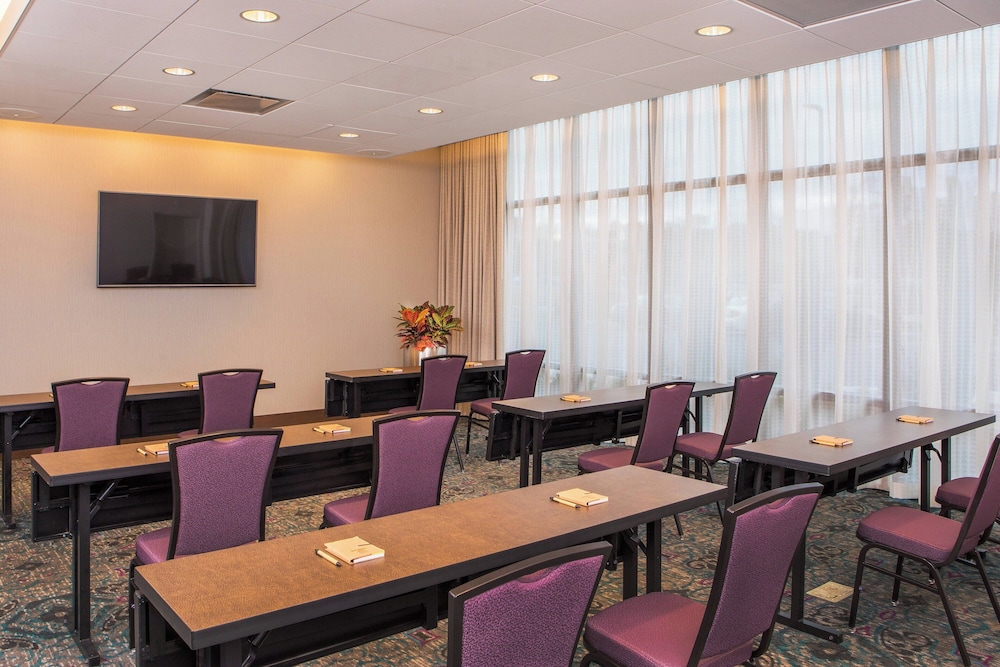Residence Inn by Marriott Boston Braintree - photo 22