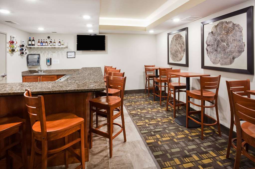 AmericInn by Wyndham DeWitt - photo 22