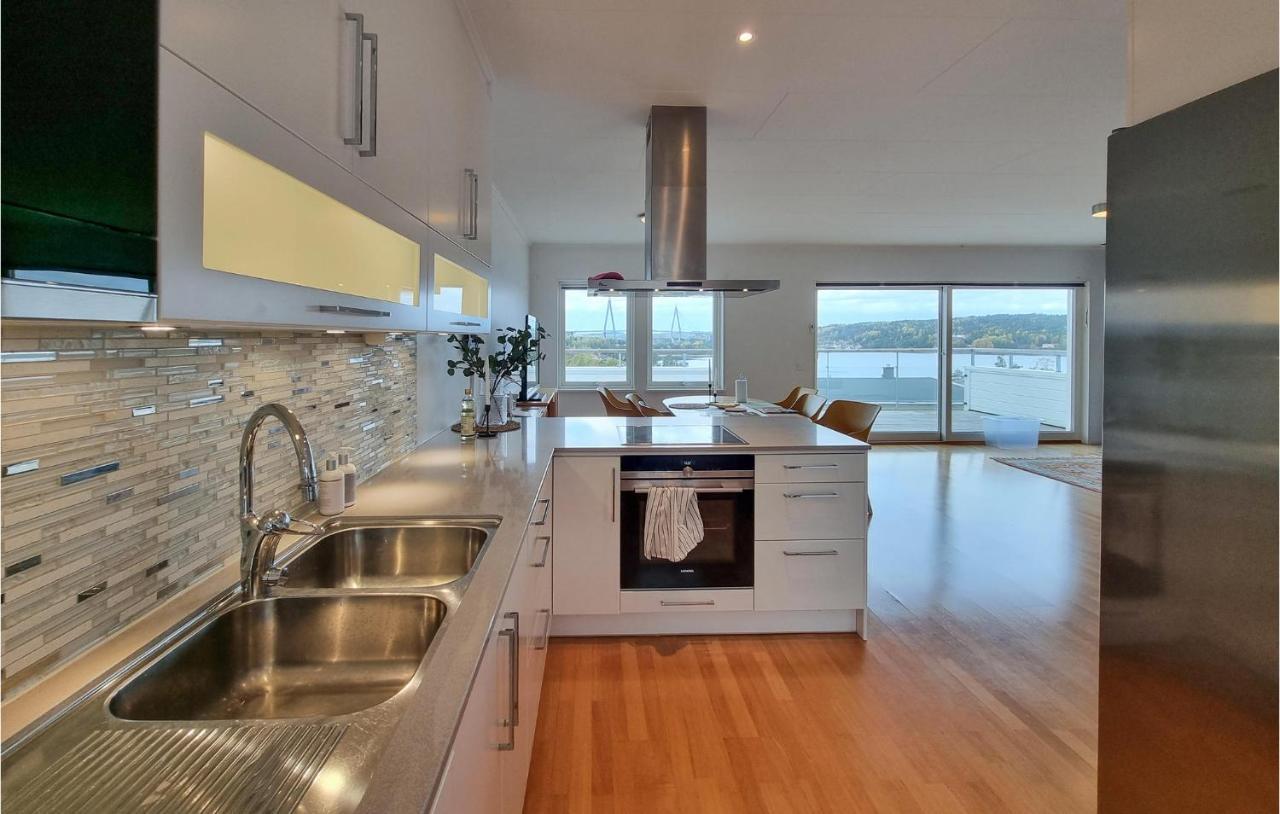 3 Bedroom Lovely Home In Uddevalla — Uddevalla — photo 4