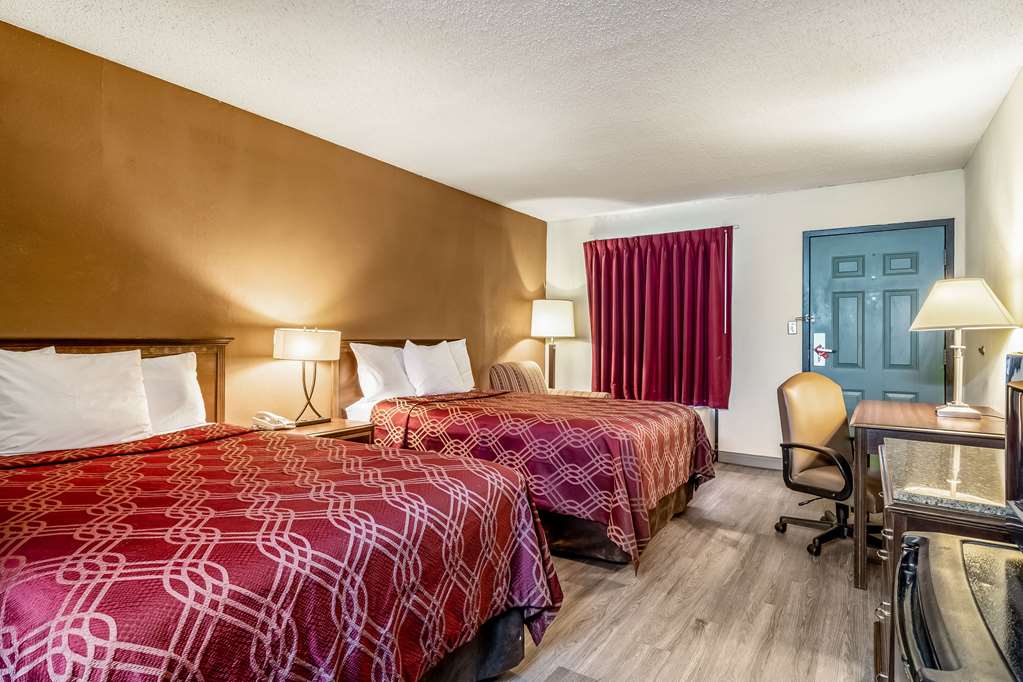 Econo Lodge Acworth East - photo 9