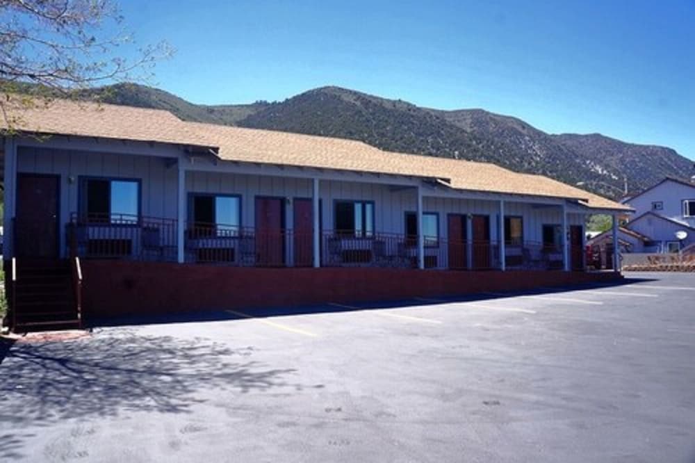Yosemite Gateway Motel - photo 65