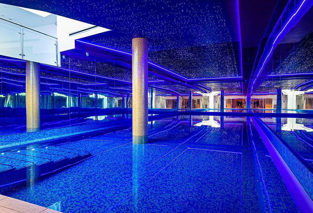 Atrium Hotel Heathrow — Feltham