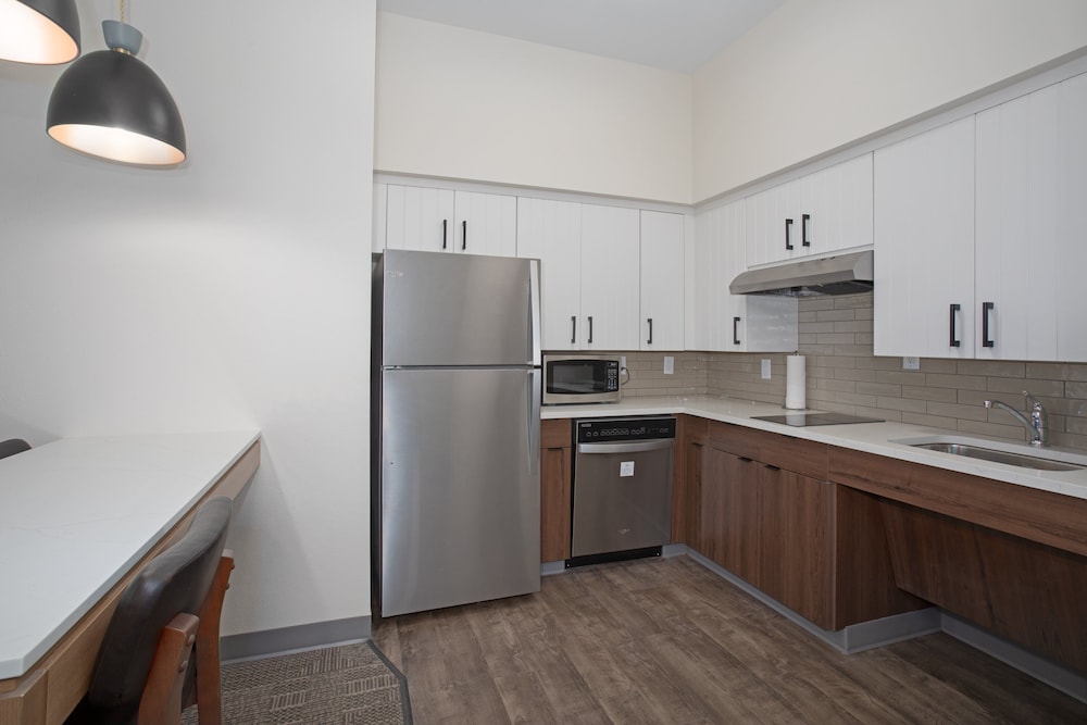 Staybridge Suites Carson City Tahoe Area by IHG - photo 17