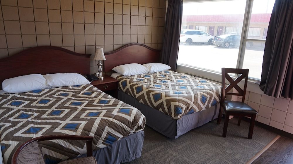 Caravel Motel — Swift Current — photo 3