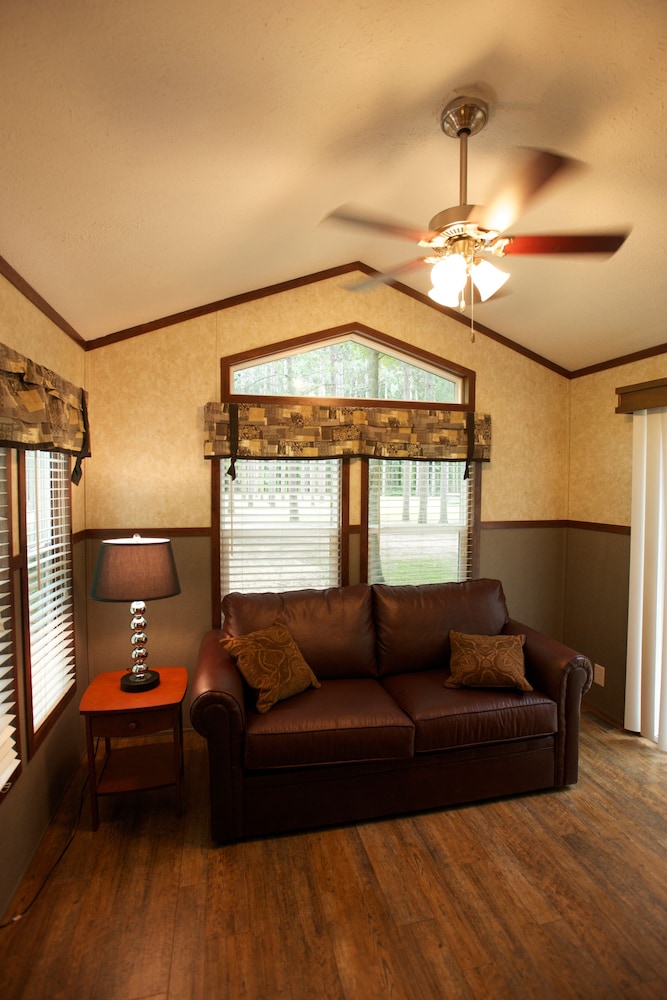 Yukon Trails RV & Camping Resort - photo 32