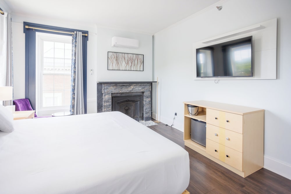 Hotel Callista - photo 31