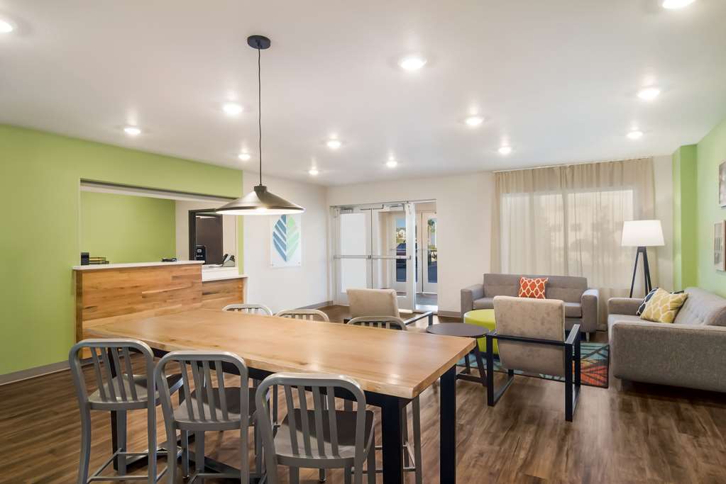 WoodSpring Suites Jacksonville South - photo 7