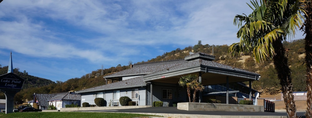 Lake Point Lodge - photo 23