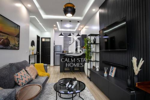 The Gray Haven Lakeside Condo in Entebbe — 4-Star Luxury Hotel in Entebbe, Republic of Uganda