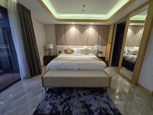 One Euphoria — 4-Star Luxury Hotel in Angeles City, Philippines