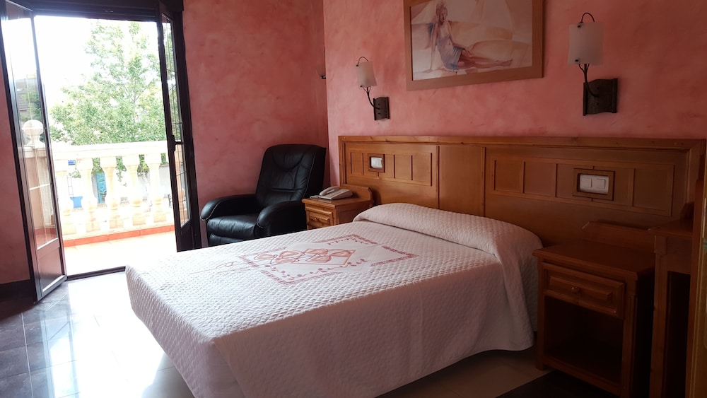 Hotel La Barca in Pedro Munoz, Spain