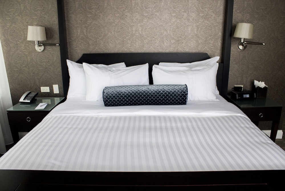 La Banque Hotel - photo 18